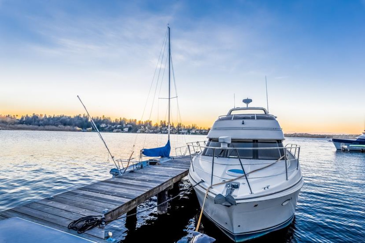 Yacht